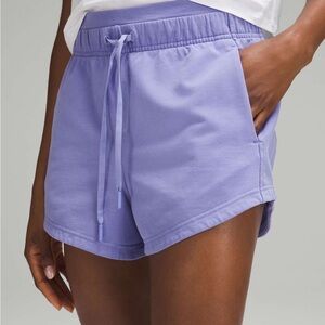 Lululemon Inner glow High-Rise 3 inch shorts